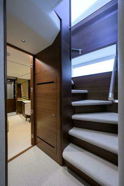 Princess X80 80ft Princess Yacht For Sale