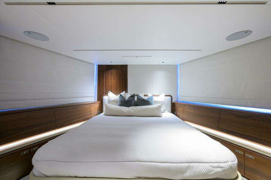 Princess X80 80ft Princess Yacht For Sale