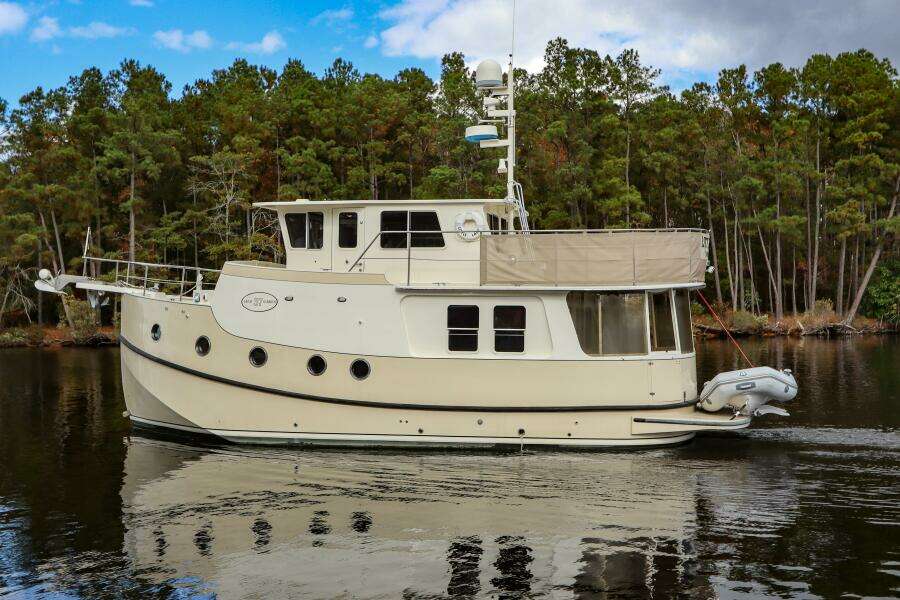 LITTLE LADY  37ft Great Harbour Yacht For Sale