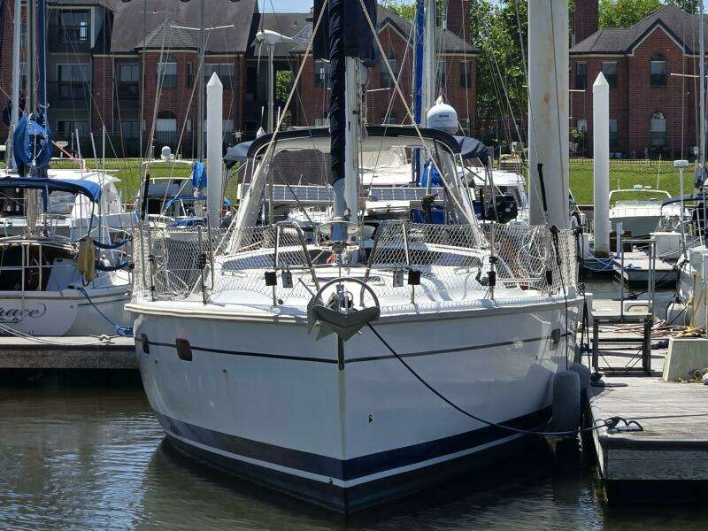 43ft Hunter Yacht For Sale