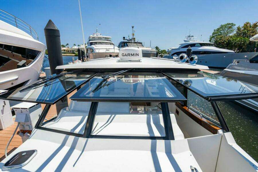 Happyness 46ft MJM Yacht For Sale