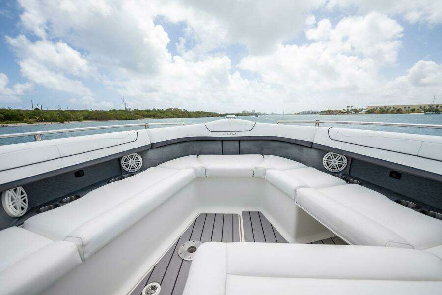 ReMarkable III 35ft Formula Yacht For Sale