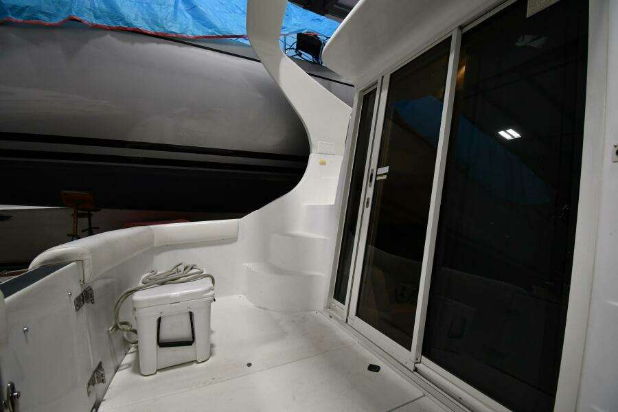 35ft Carver Yacht For Sale