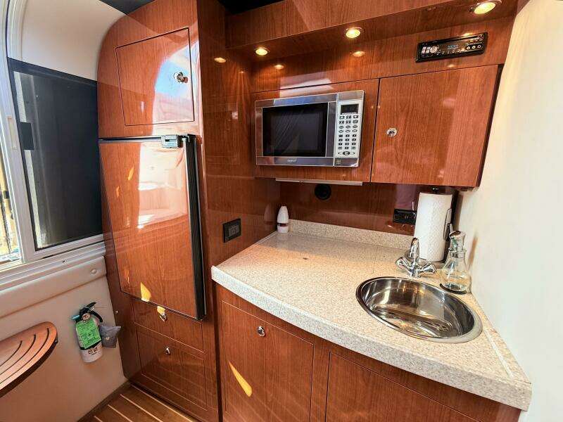 Sharon Ann 37ft Regal Yacht For Sale