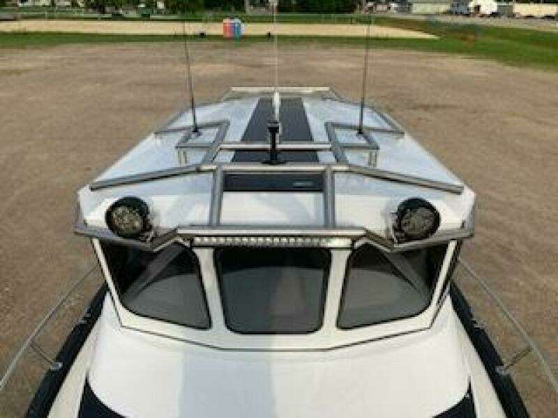 26ft Robalo Yacht For Sale