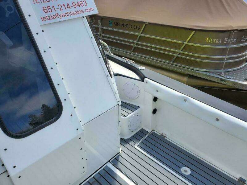 26ft Robalo Yacht For Sale