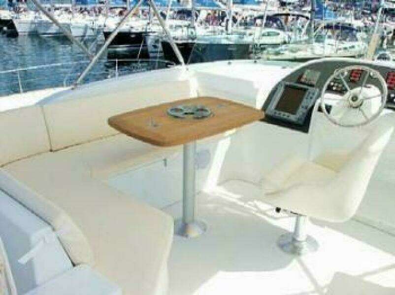 Beneteau Swift Trawler 42