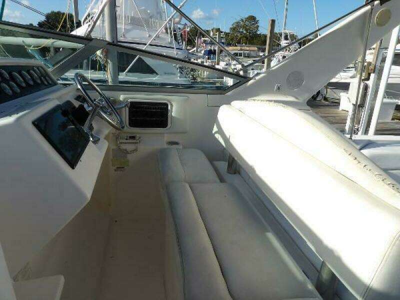 36ft Wellcraft Yacht For Sale