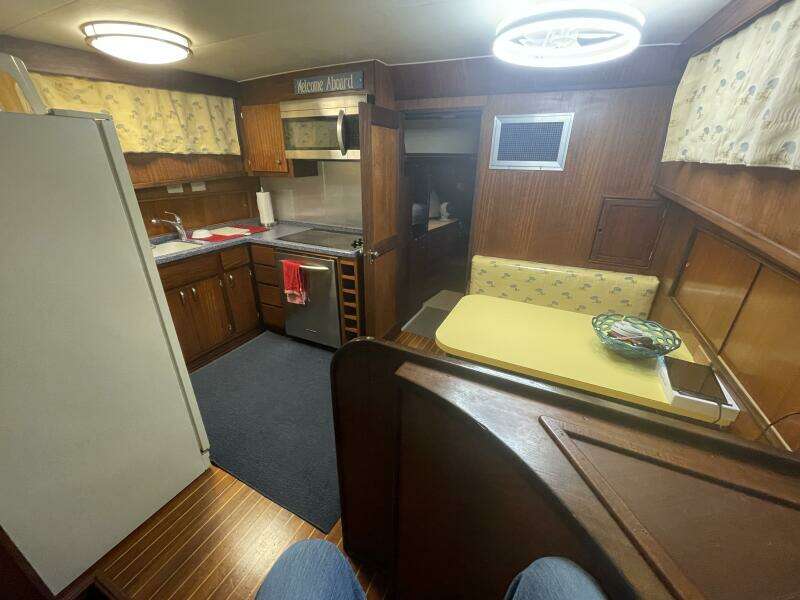Murphys Law 53ft Hatteras Yacht For Sale