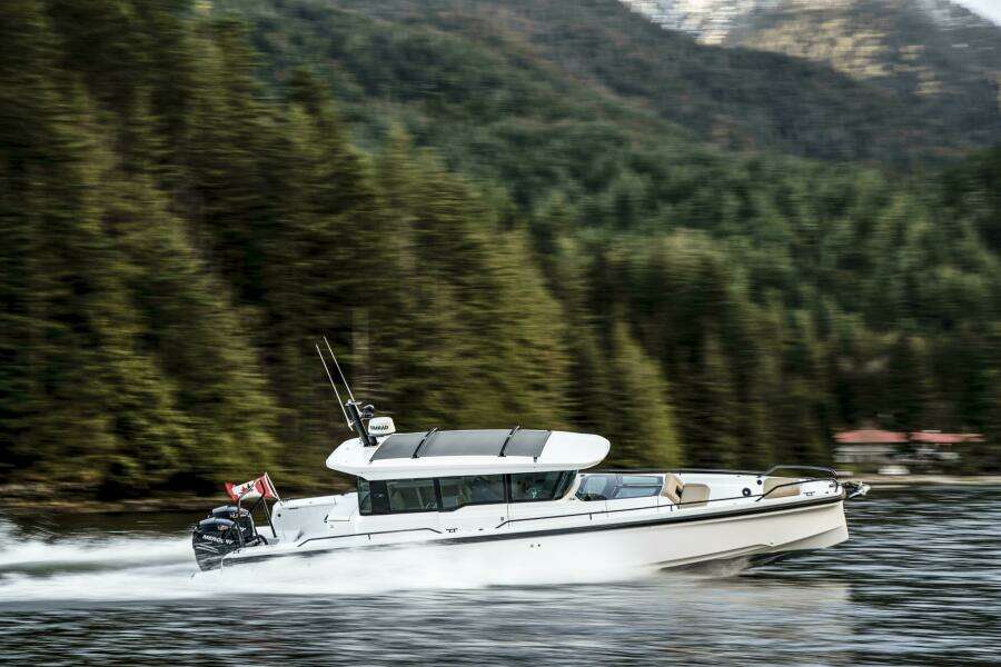 37ft Axopar Yacht For Sale