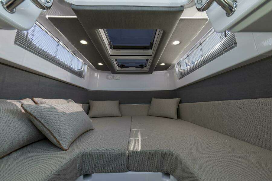 37ft Axopar Yacht For Sale