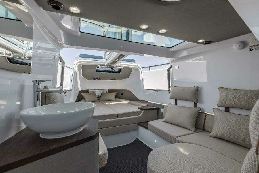 37ft Axopar Yacht For Sale