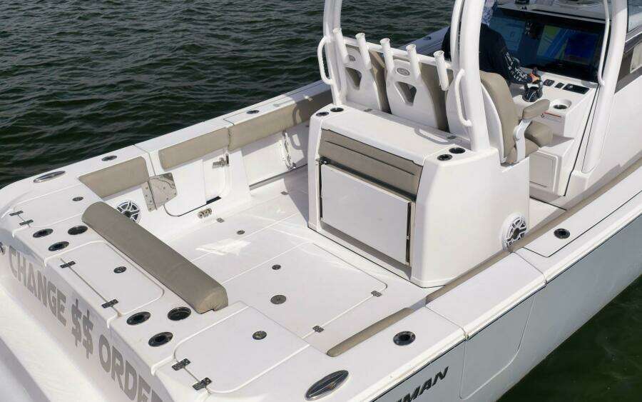 Change Order 35ft Sportsman Yacht For Sale
