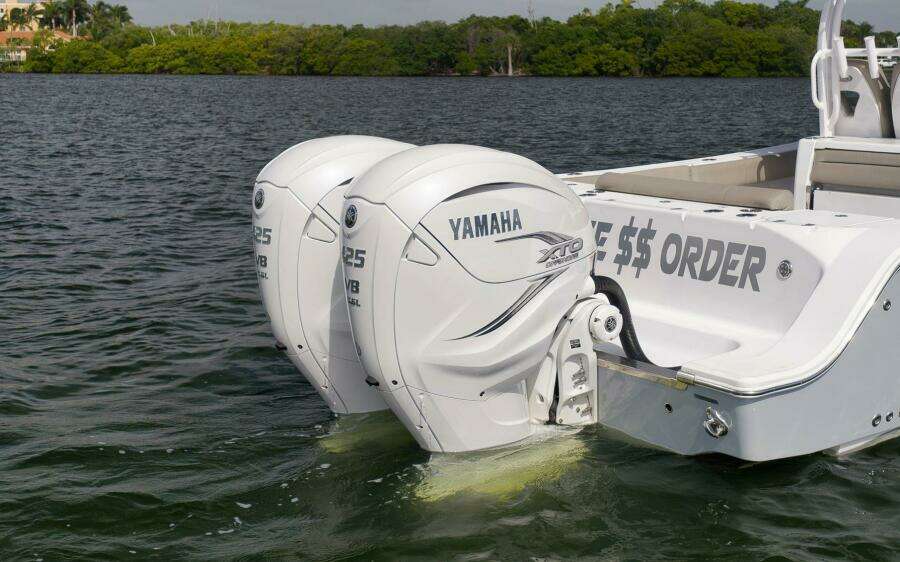 Change Order 35ft Sportsman Yacht For Sale