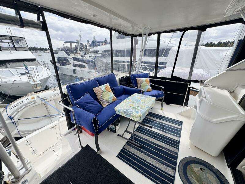 Therapi 40ft Bayliner Yacht For Sale