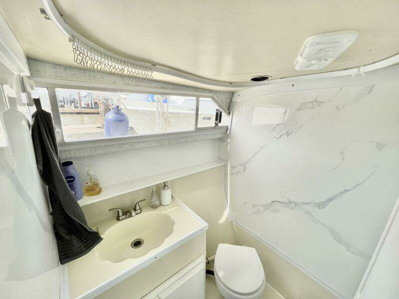 PLAYMAKER II 32ft Fairline Yacht For Sale