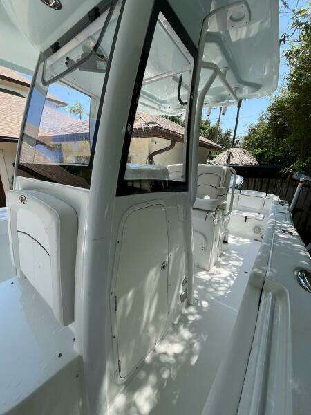 25ft Sea Hunt Yacht For Sale