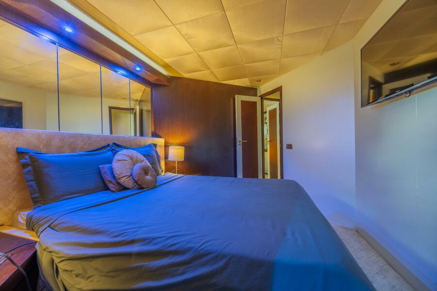 90' 2007 Tecnomar 90