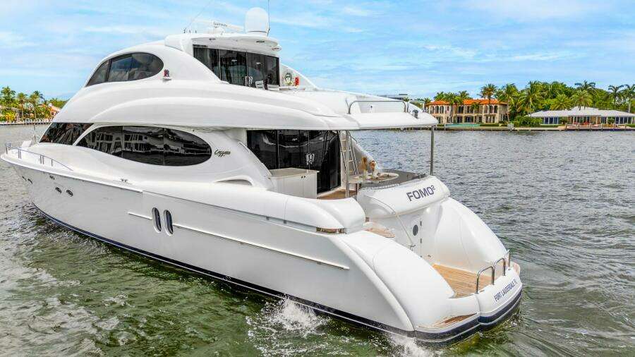 FOMO2 80ft Lazzara Yachts Yacht For Sale