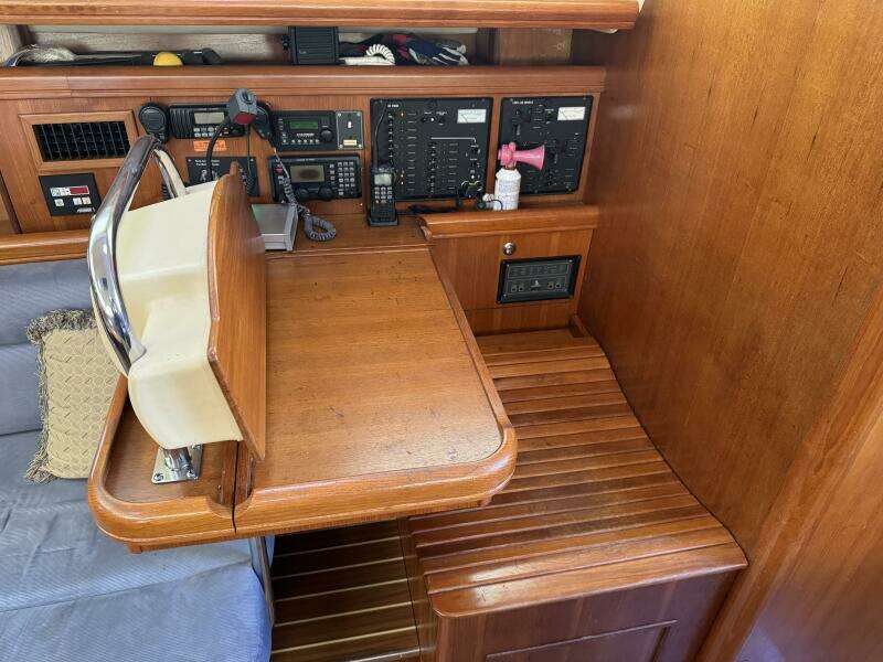 Chemistry 44ft Hunter Yacht For Sale