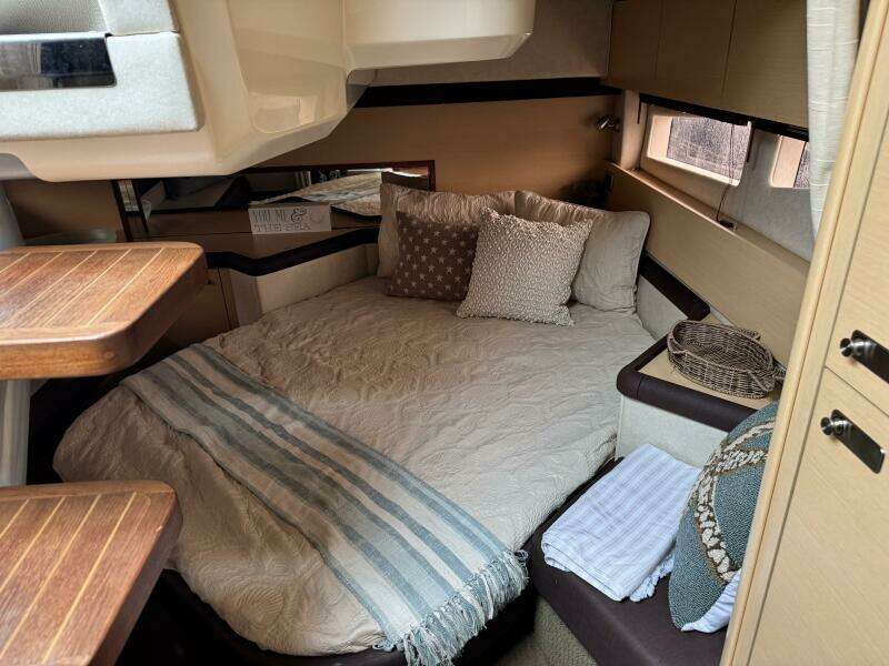 37ft Sea Ray Yacht For Sale