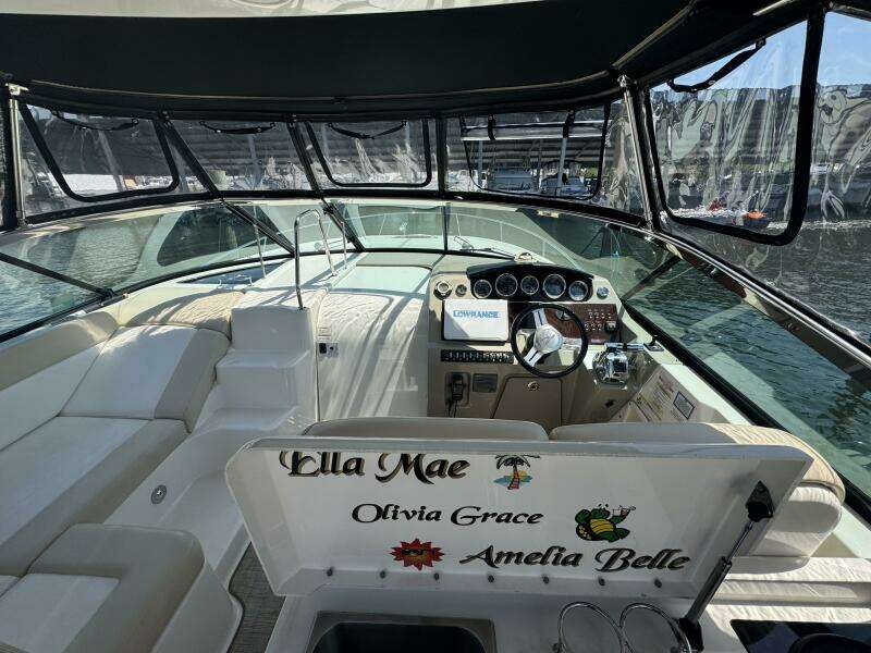 37ft Sea Ray Yacht For Sale