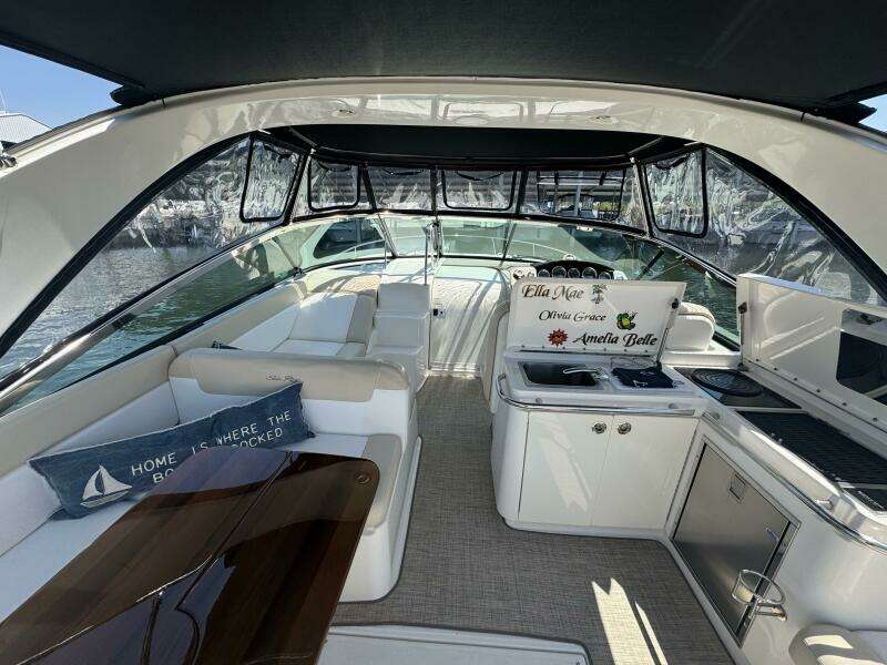 37ft Sea Ray Yacht For Sale