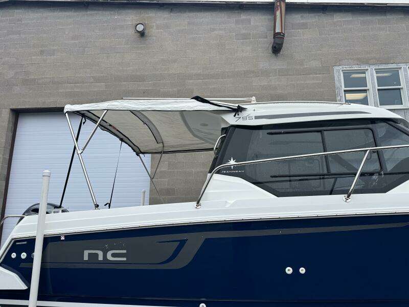 26ft Jeanneau Yacht For Sale