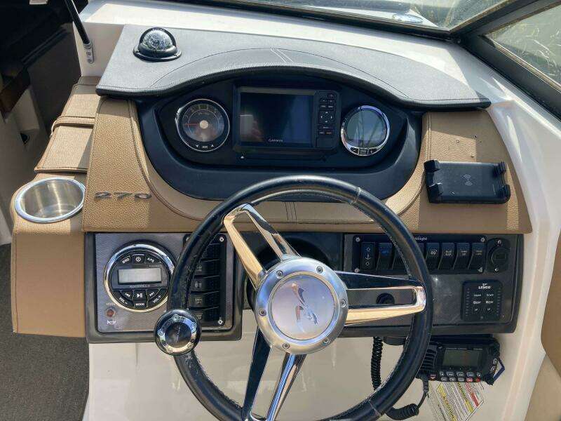 27ft Sea Ray Yacht For Sale