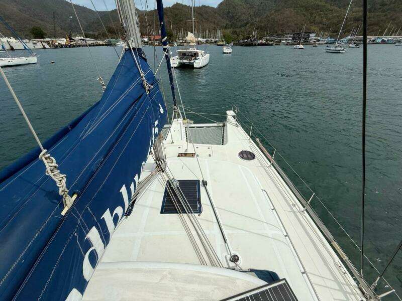 2004-broadblue-435-sail-9751020-20250408114437027-1_XLARGE.jpg