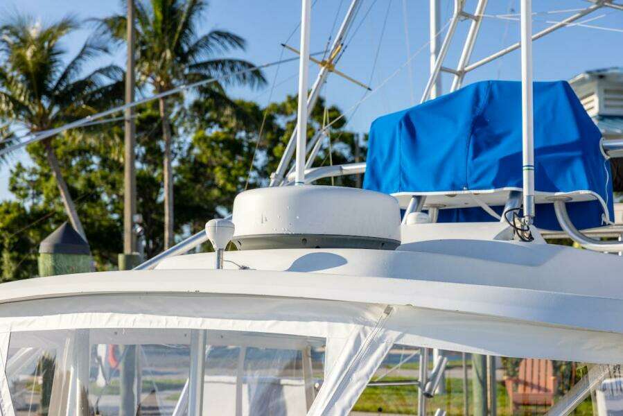 Luhr Em In 35ft Luhrs Yacht For Sale