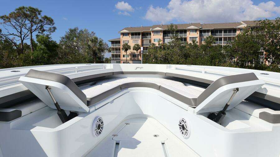 39ft Yellowfin Yacht For Sale