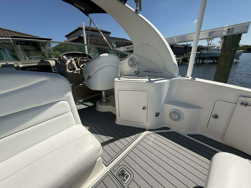 Mist T Time 28ft Sea Ray Yacht For Sale