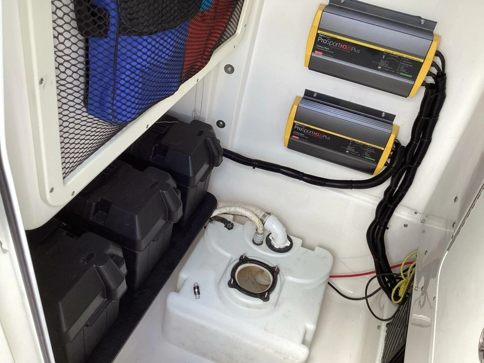 2018 Sea Hunt Gamefish 27