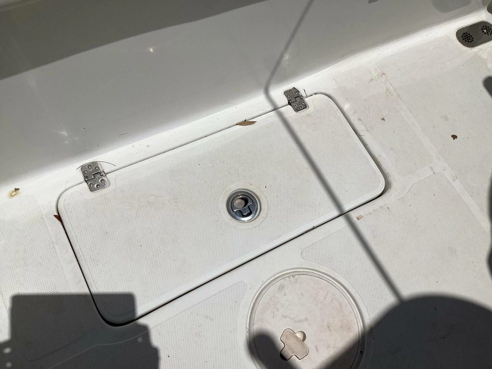 2018 Sea Hunt Gamefish 27