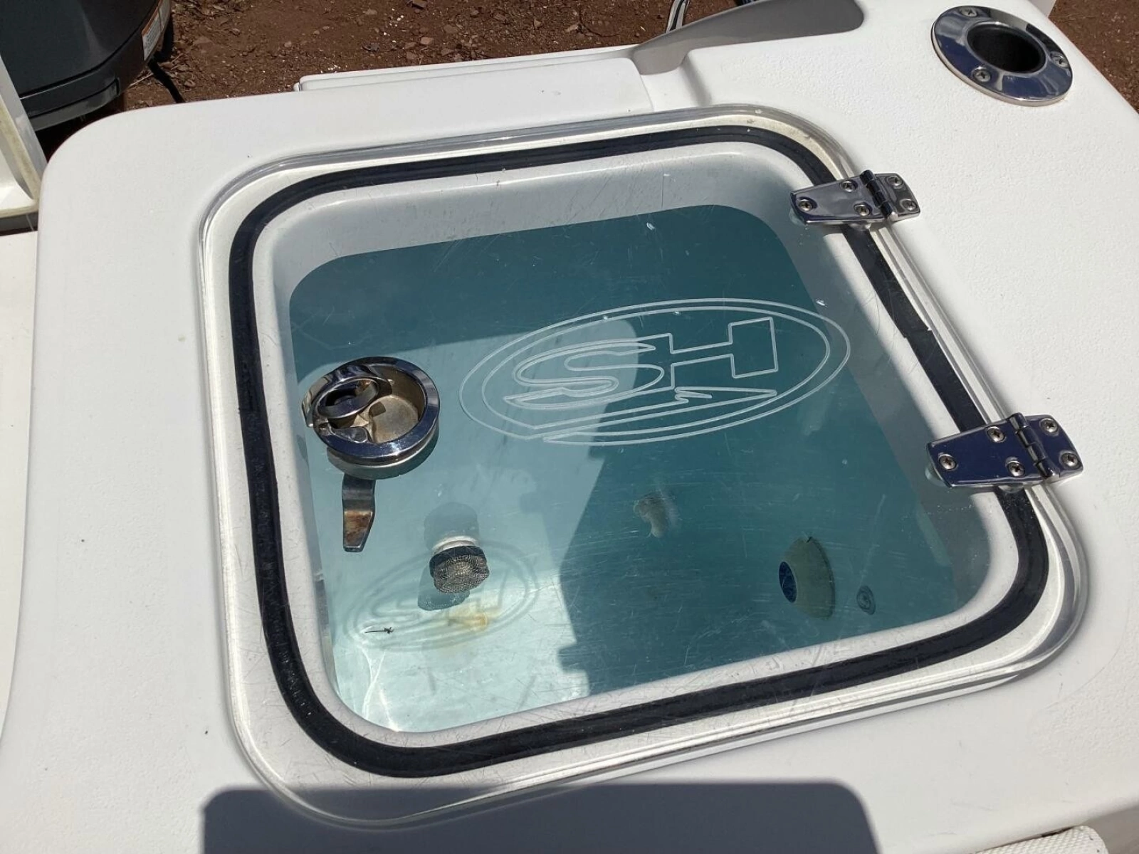 2018 Sea Hunt Gamefish 27