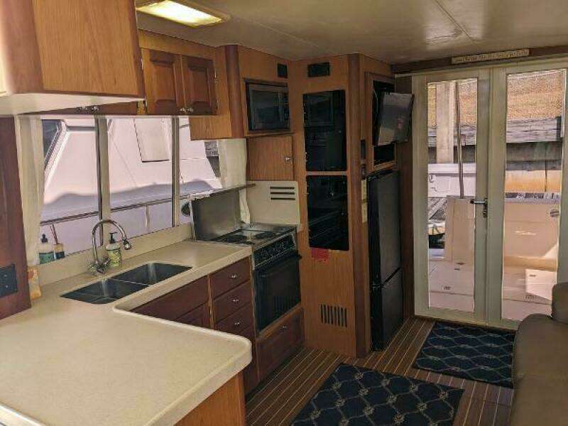MCBETH 40ft Mainship Yacht For Sale