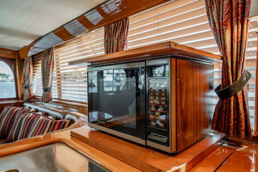 Lucky 55ft Rybovich Yacht For Sale