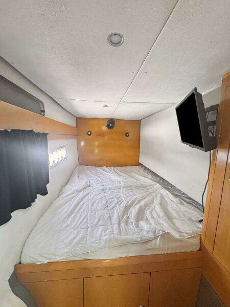 2005-fountaine-pajot-highland-power-9758386-20250414120248683-1_XLARGE.jpg