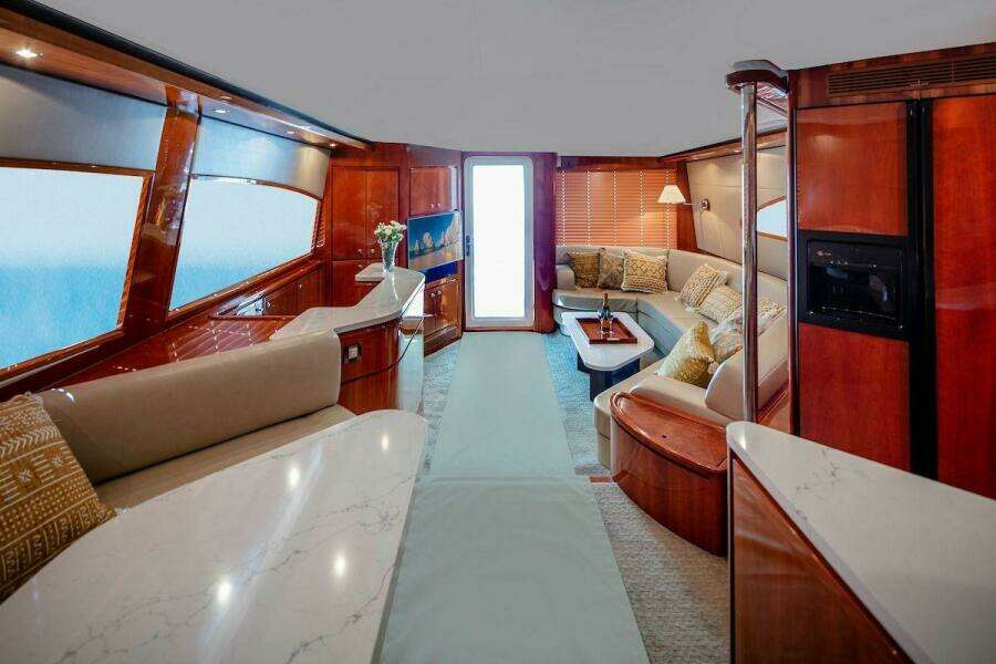 Bertram 67 Chill 'N - Salon