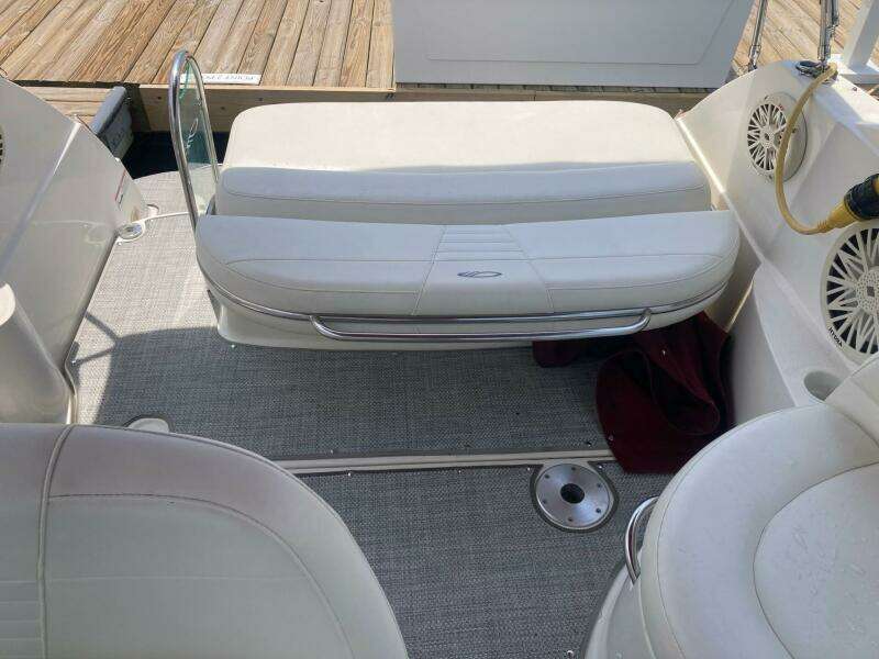 24ft Maxum Yacht For Sale