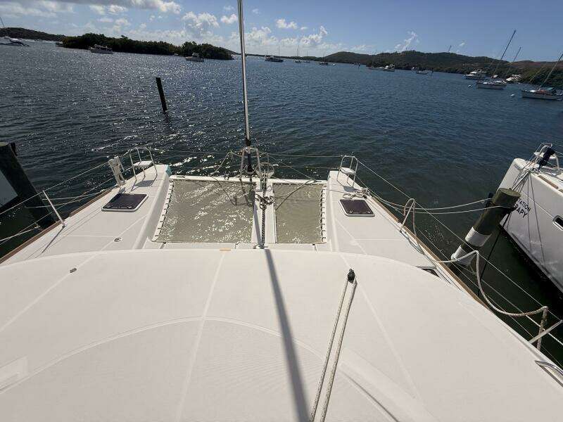Zun Zun 39ft Lagoon Yacht For Sale