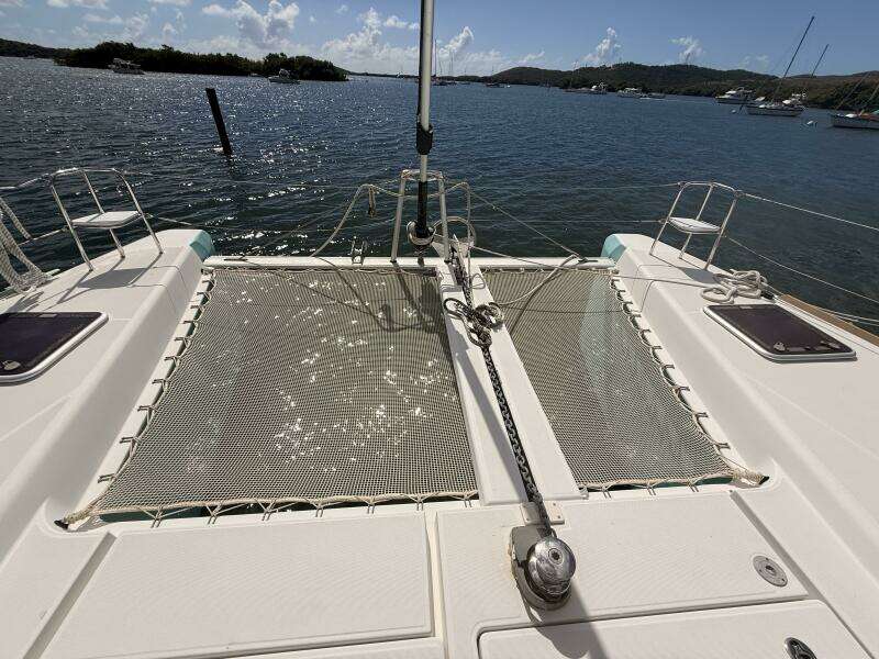 Zun Zun 39ft Lagoon Yacht For Sale