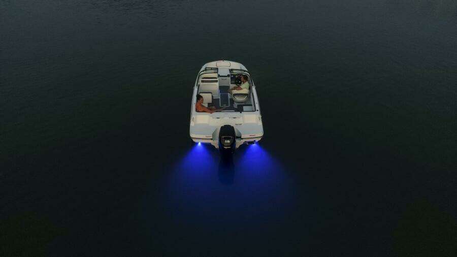 18ft Bayliner Yacht For Sale