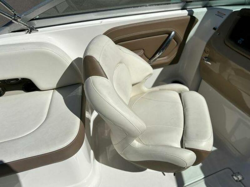 24' 2014 Chaparral 244 Sunesta