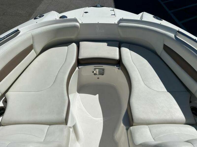 24' 2014 Chaparral 244 Sunesta