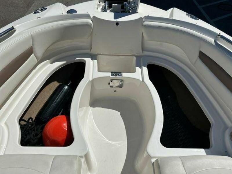 24' 2014 Chaparral 244 Sunesta