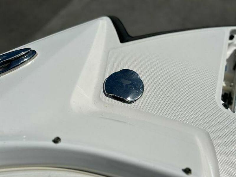 24' 2014 Chaparral 244 Sunesta