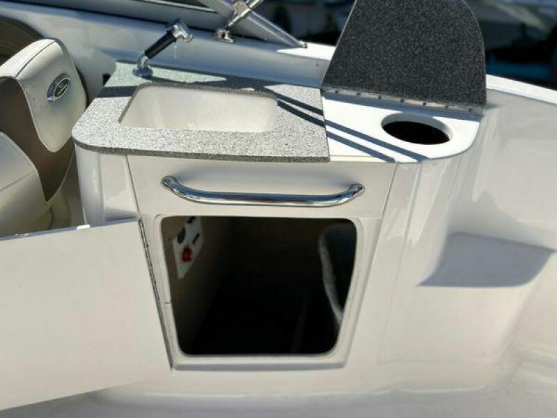 24' 2014 Chaparral 244 Sunesta