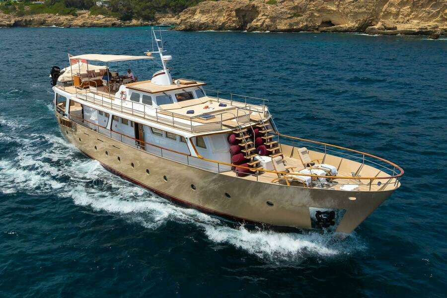 BLACK PEPPER 79ft Cantieri Di Lavagna Yacht For Sale